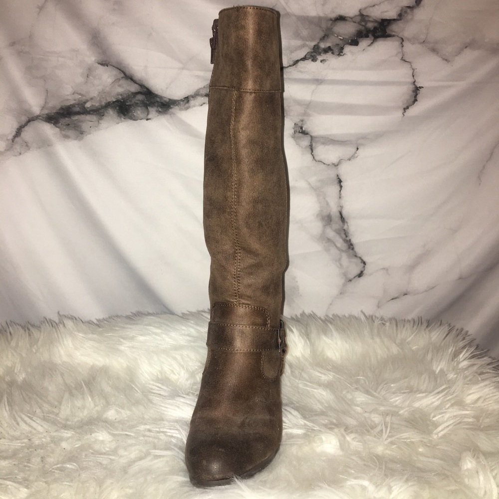 Heeled Brown Riding Boot - Picture 5 of 7